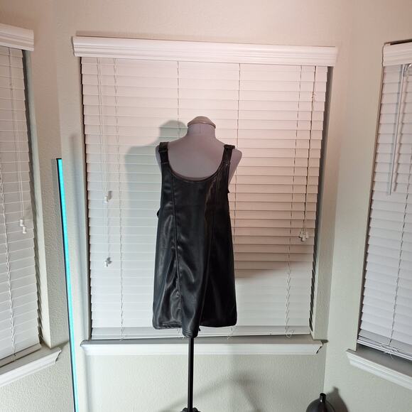 Celebrity Pink Sleeveless Button Up Size L Black Goth Dress - Picture 6 of 11